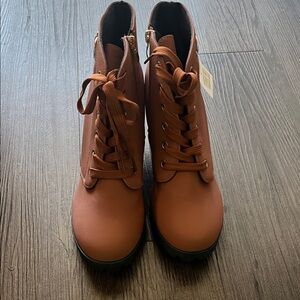 Women's Brown Lace-Up Ankle Boots